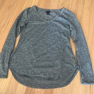 Light grey women’s sweater
